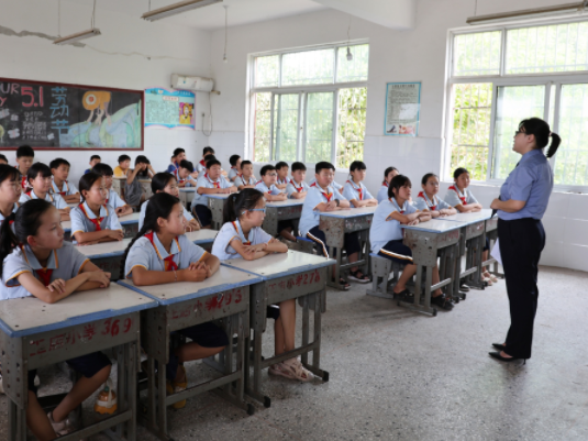 暑期安全記心間